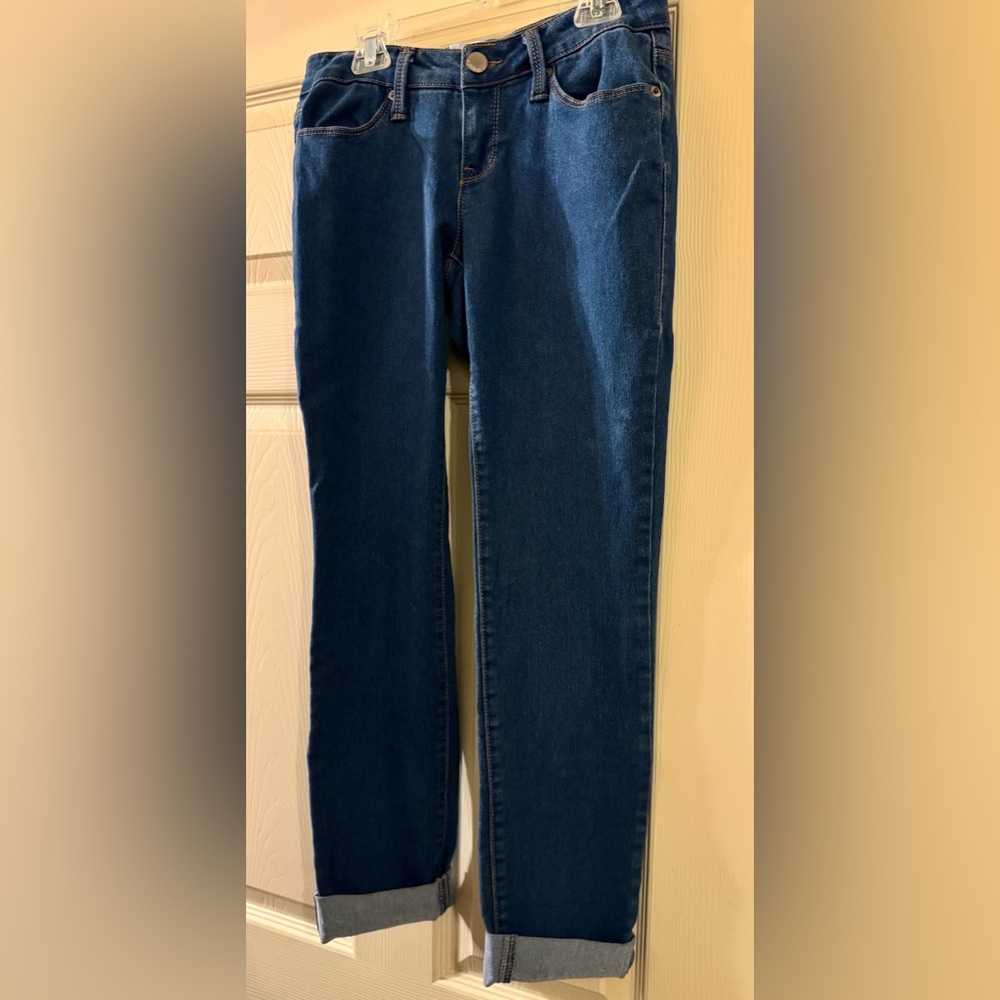 No Boundaries Cuffed Jeans